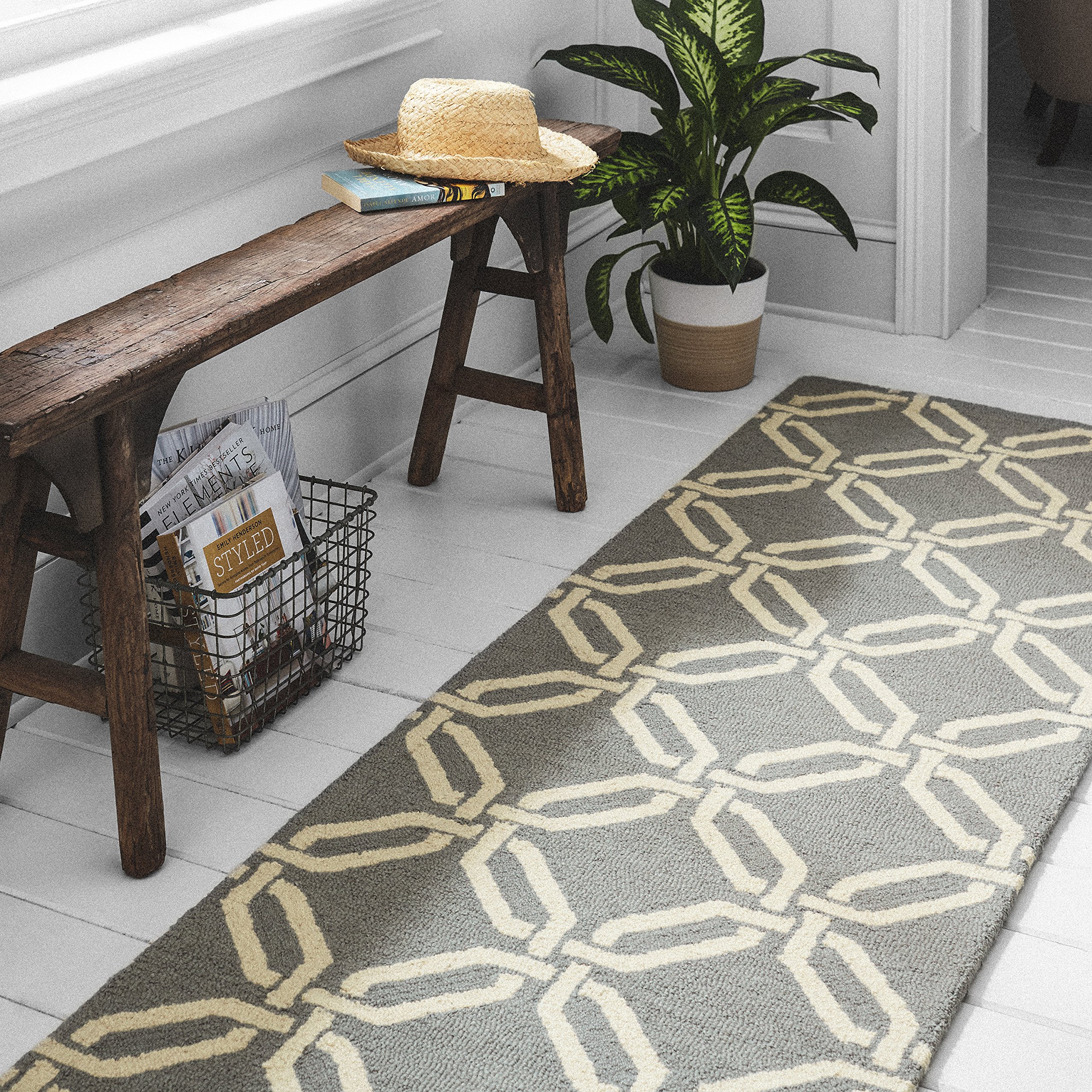 Amazon Brand – Stone & Beam Contemporary Interlocking Rings Wool Runner Rug, 2' 3" x 7' 6", Light Blue