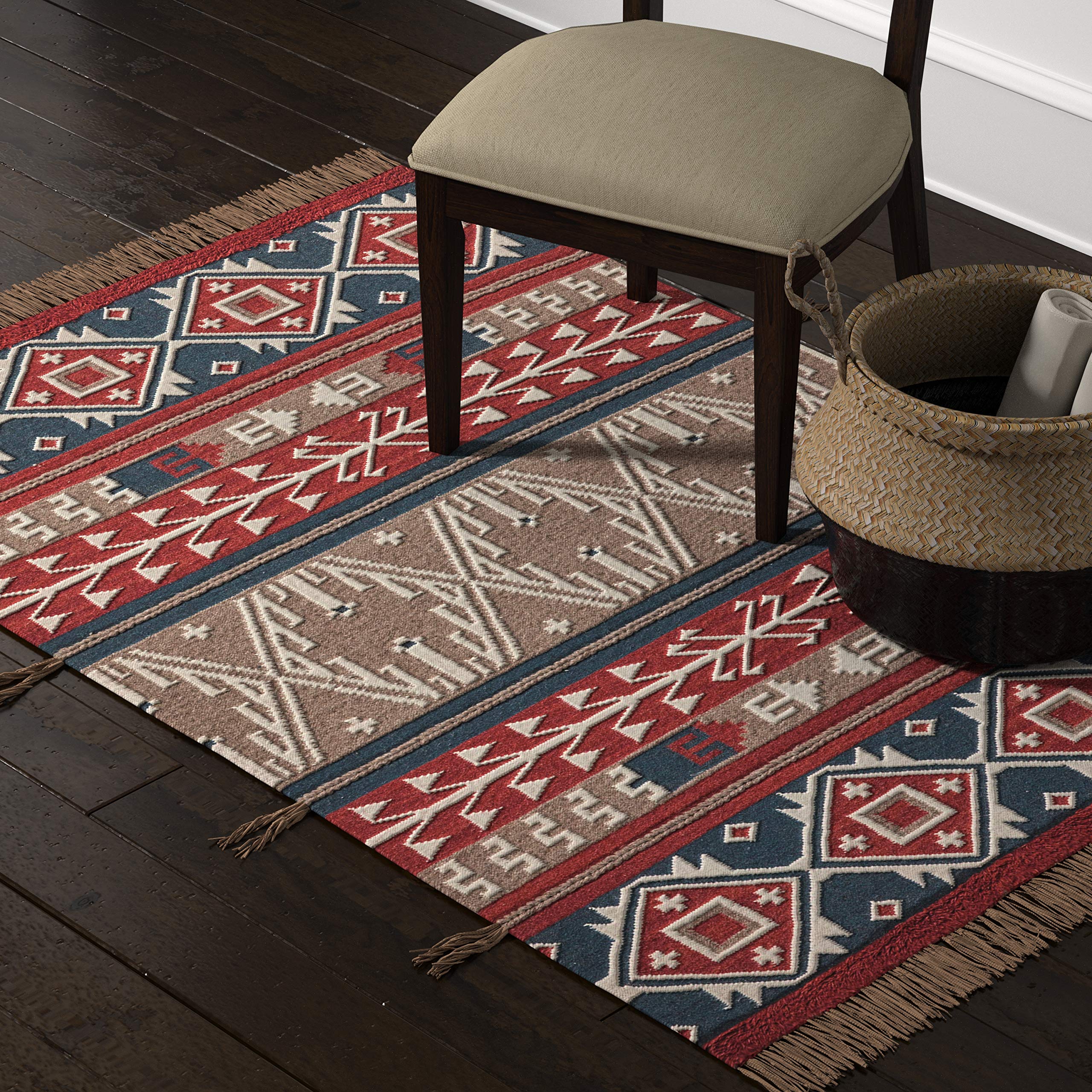 Amazon Brand – Stone & Beam Modern Global Bohemian Kilim Rug, 4 x 6 Foot, Multicolor