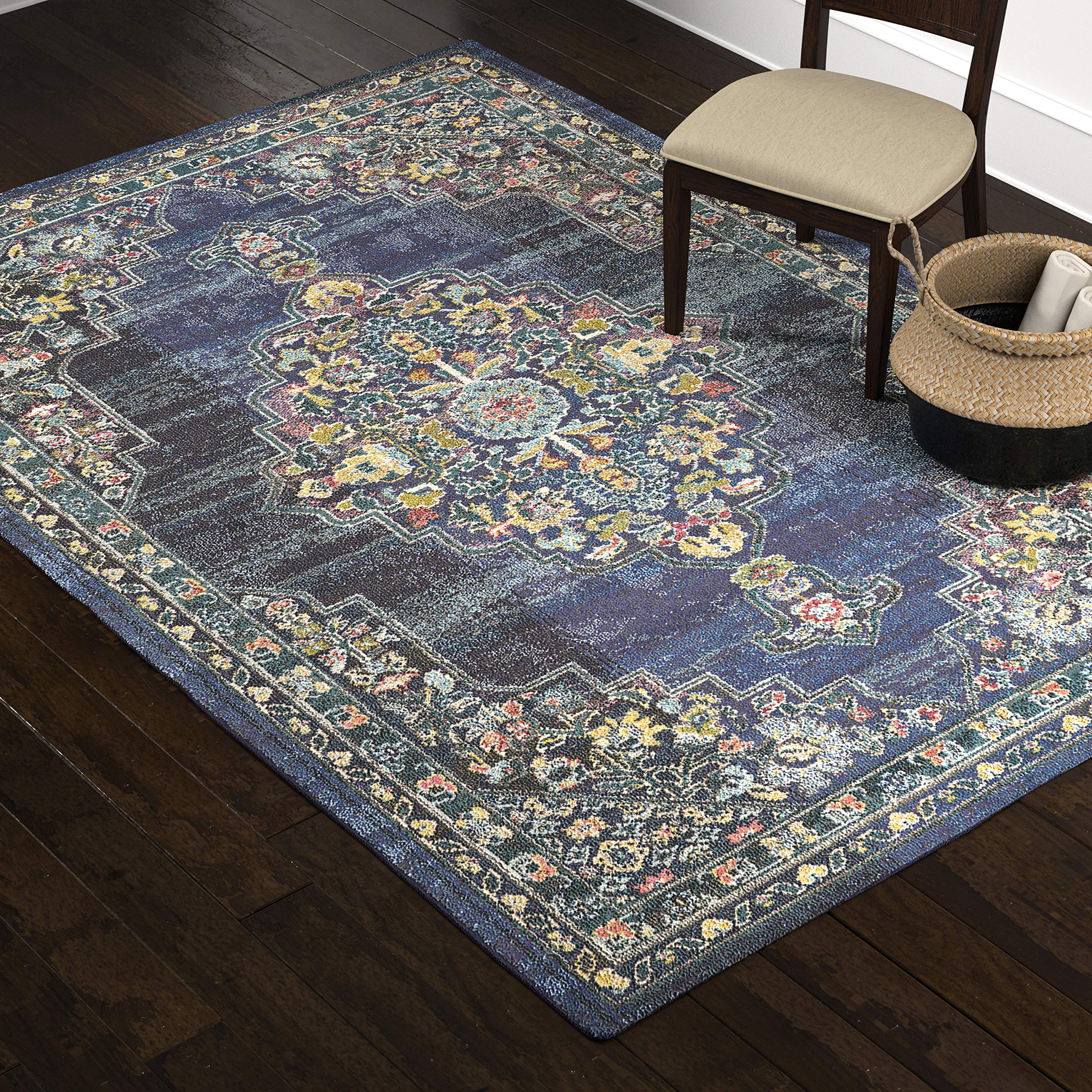 Amazon Brand – Stone & Beam Traditional Passionate Area Rug, 6' 7" x 9' 6", Navy