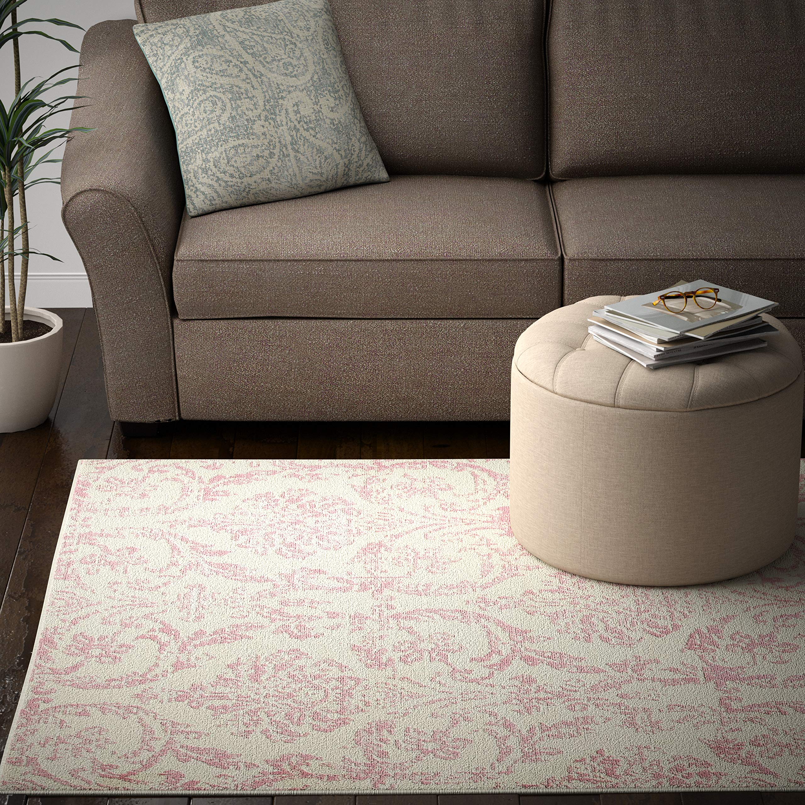 Ravenna Home Vintage Damask Patterned Rug, 5'3" x 7'3", Pink on Ivory