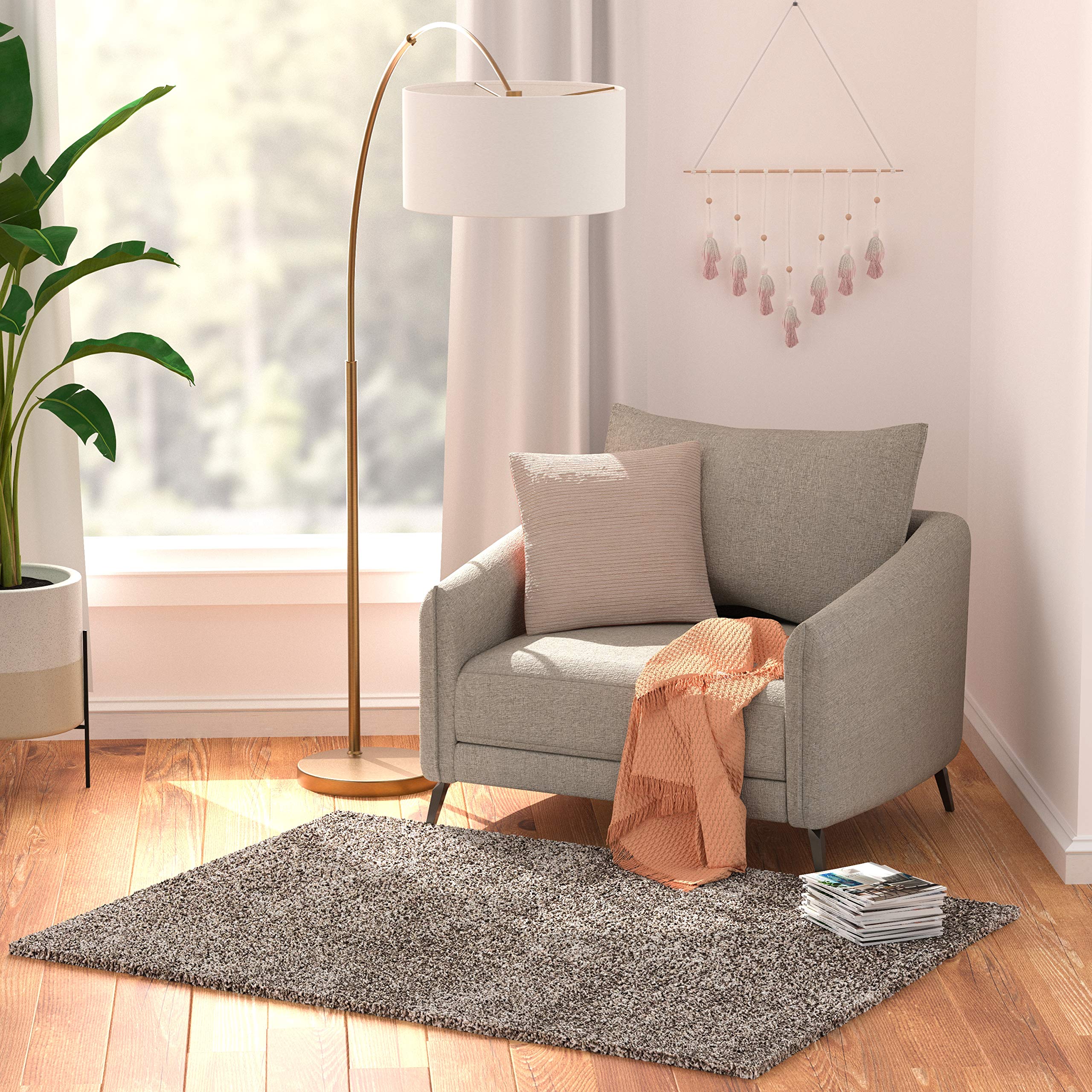 Amazon Basics Modern Plush High-Pile Shag Area Rug - 4x6 (3'11" x 5'3"), Grey
