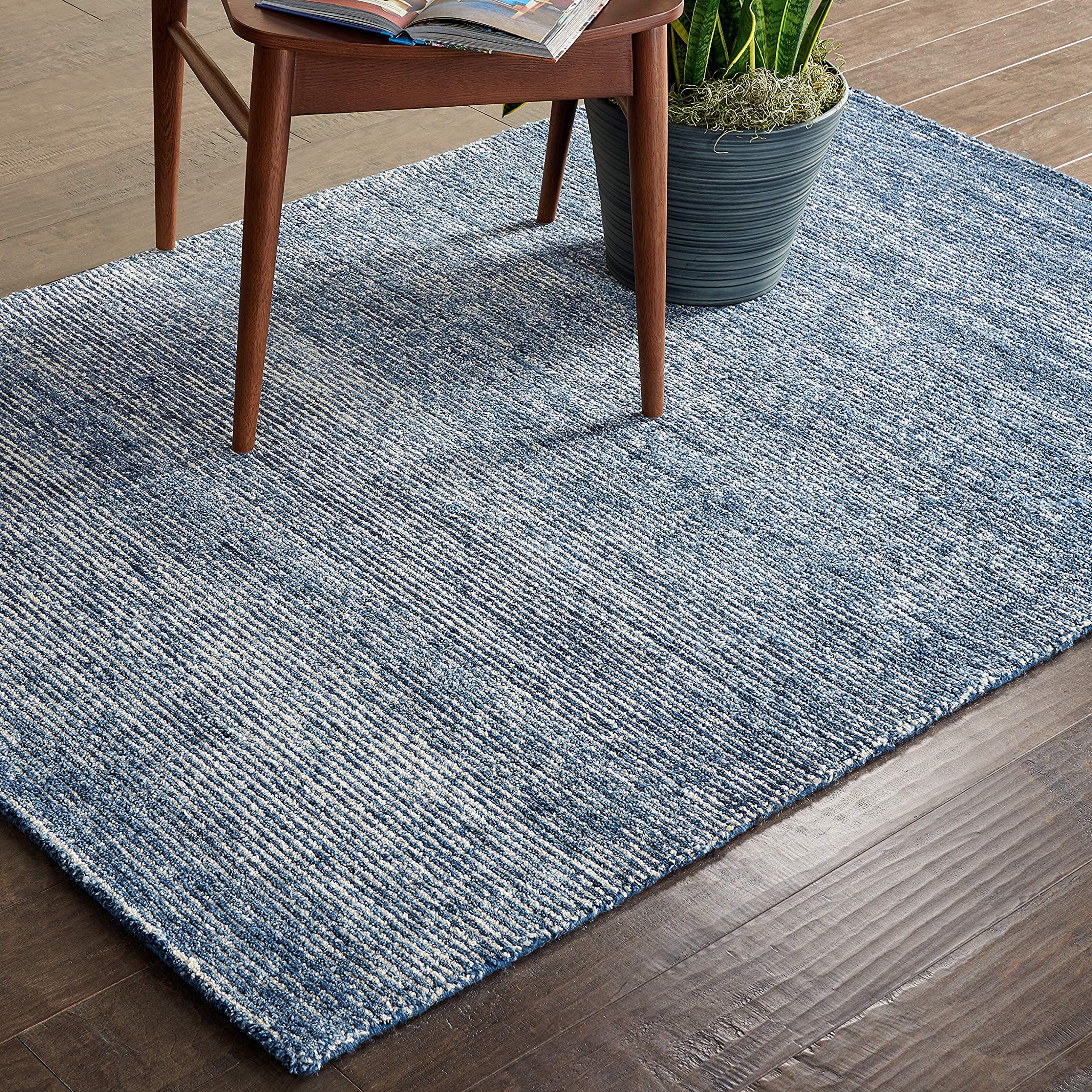 Amazon Brand – Rivet Contemporary Striated Jute Area Rug, 7' 5" x 5' 3", Aegean Blue
