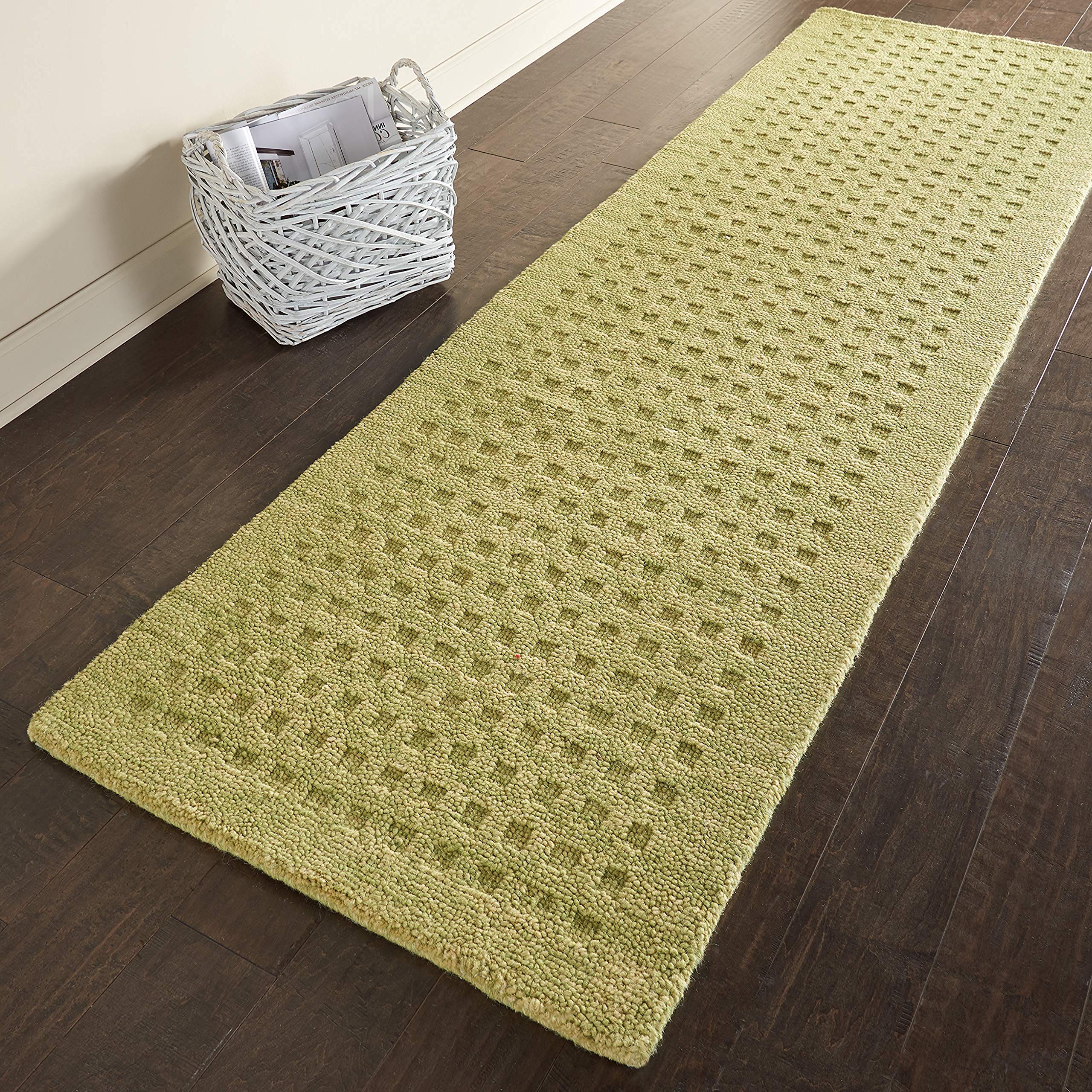 Amazon Brand – Stone & Beam Casual Geometric Wool Runner Rug, 8' x 2' 3", Green