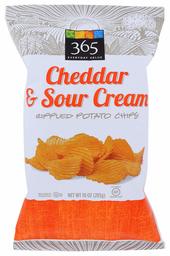 365 Everyday Value, Rippled Potato Chips, Cheddar & Sour Cream, 10 oz